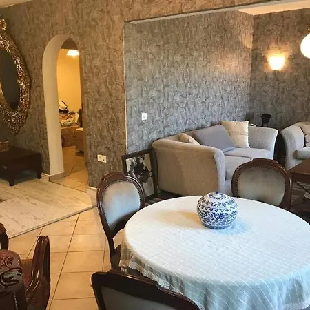 4 Br Amazing Duplex House In